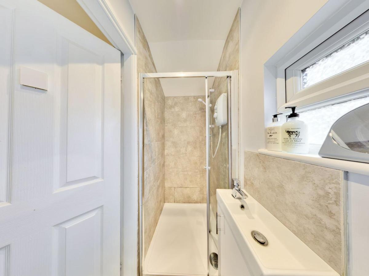 Wheelhouse Apartment วิทบี ภายนอก รูปภาพ